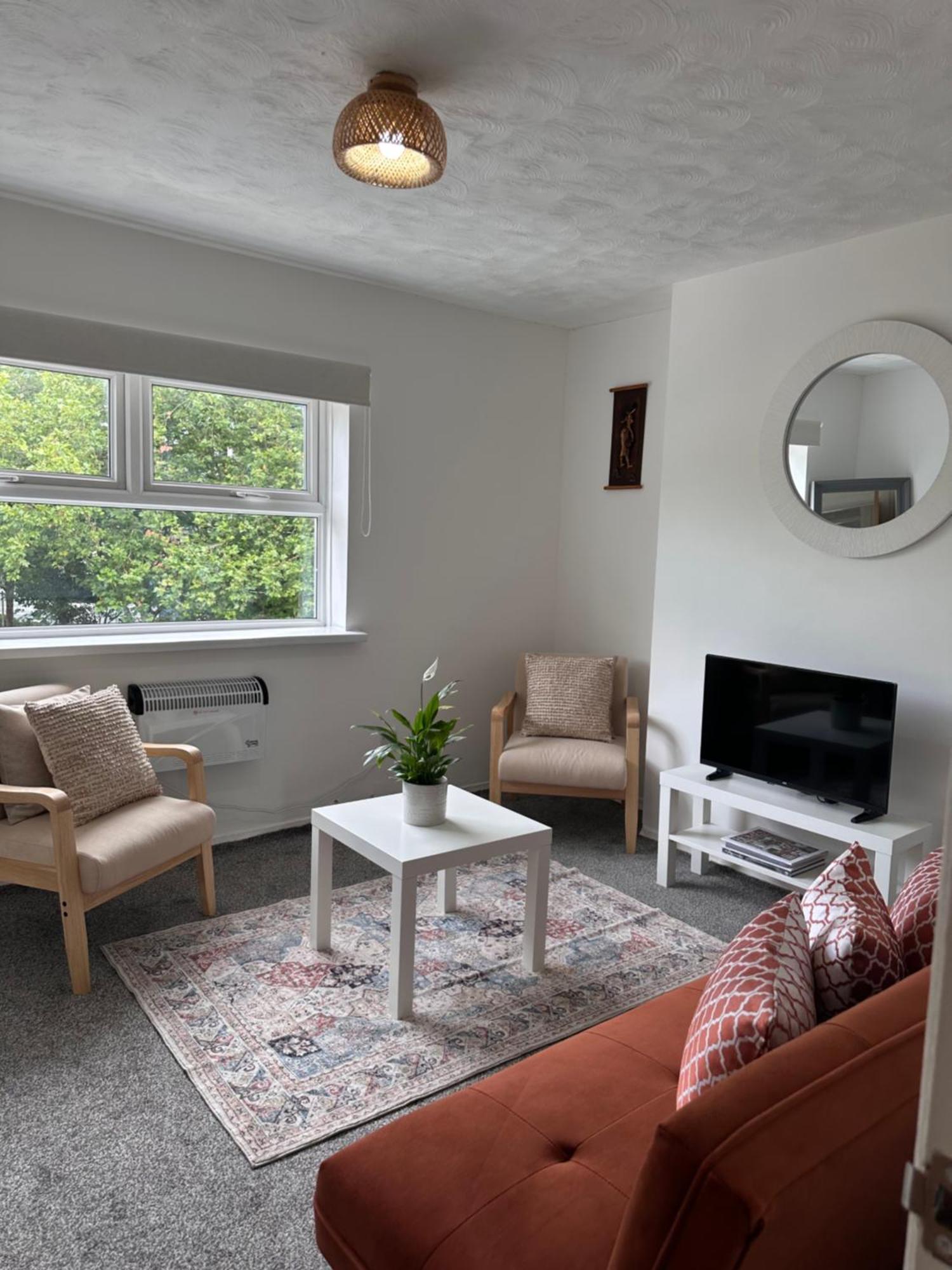 Ocean Village Marina 2 Bedroom Apartment With Balcony! Southampton Exterior photo